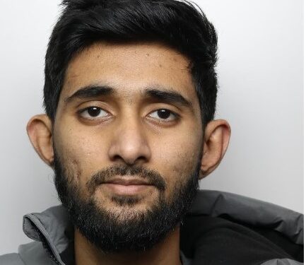 பிராட்போர்ட் கொலை: தேடப்படும் நபரின் சிசிடிவியை வெளியிட்டதால், ‘அணுக வேண்டாம்’ என காவல்துறை எச்சரிக்கை விடுத்துள்ளது