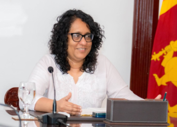 மண்சரிவால் பாதிக்கப்படக்கூடிய பாடசாலைகள் இடமாற்றம் செய்யப்படும் – பிரதமர்